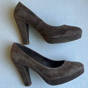 Seed Femme Brown Suede Pumps